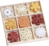 Decoratiuni din fetru 2,2 cm -45 piese in cutie de lemn-flowers